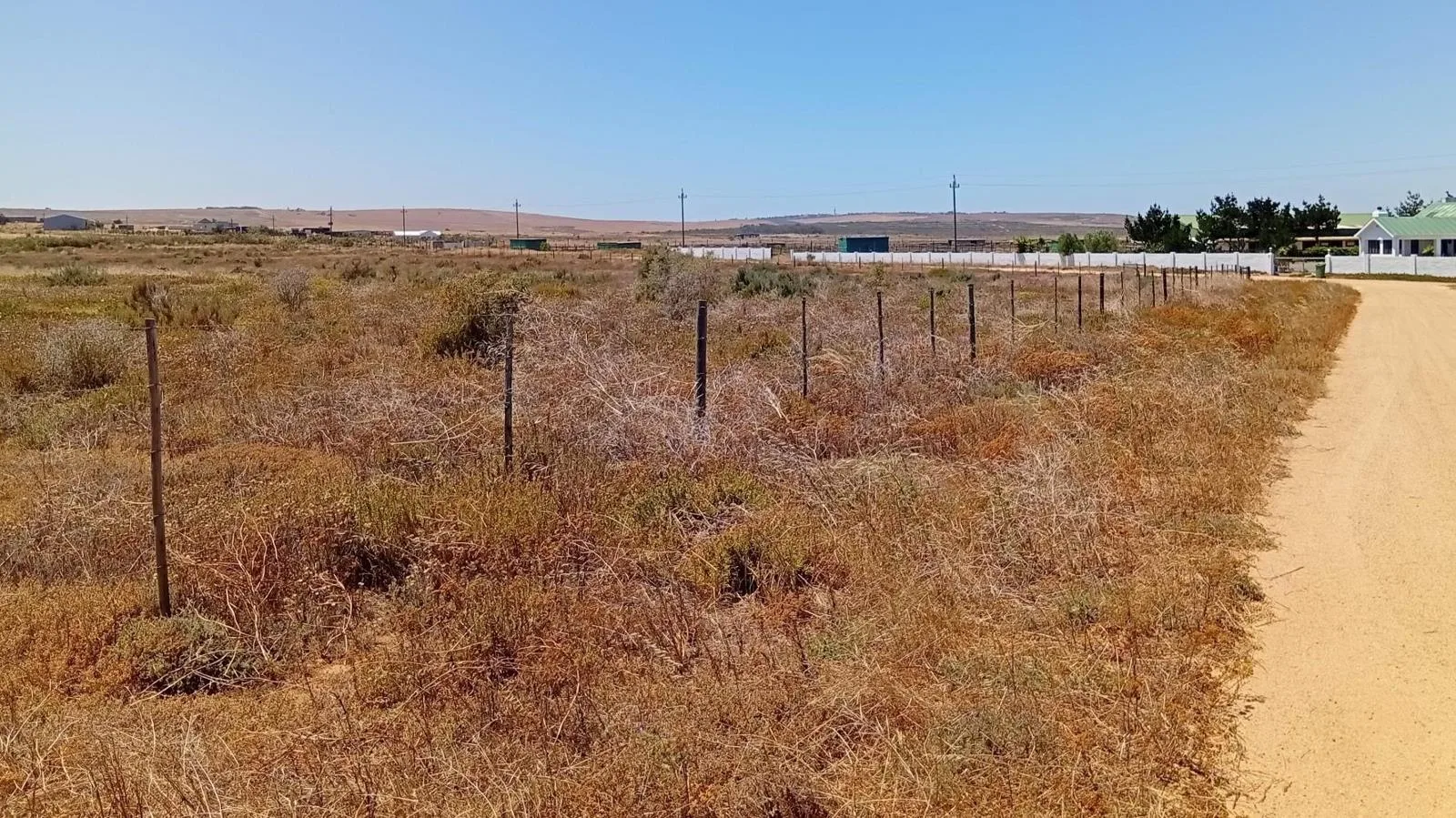 5.6 ha Land available in Vredenburg