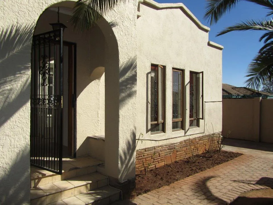 2 Bedroom House to rent in Sydenham