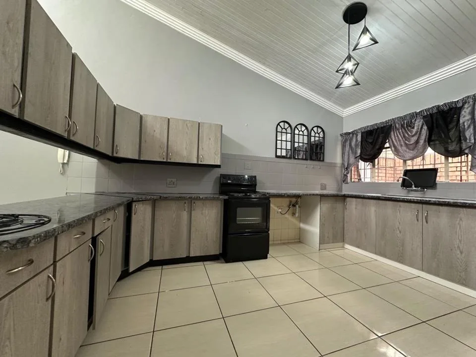 3 Bedroom Townhouse to rent in Capital Park