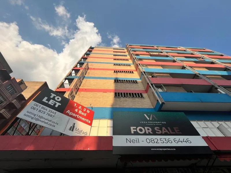 0.5 Bedroom Apartment / flat to rent in Johannesburg Central