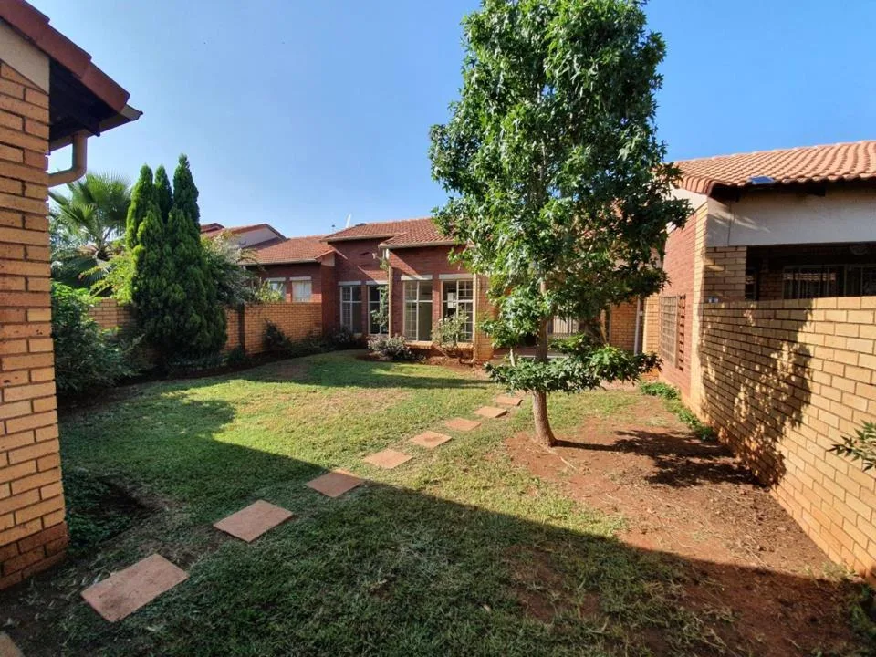 2 Bedroom Townhouse to rent in Equestria