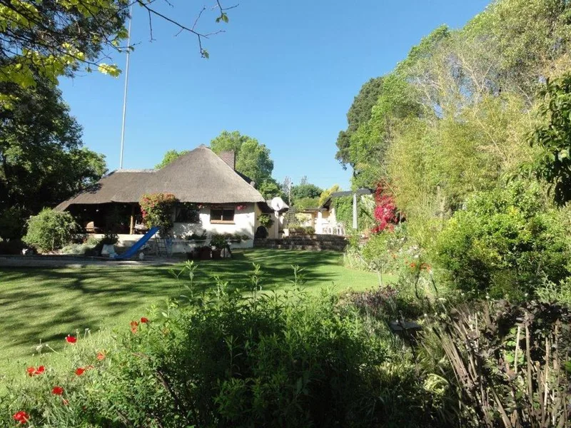 2 Bedroom Apartment / flat to rent in Craighall Park