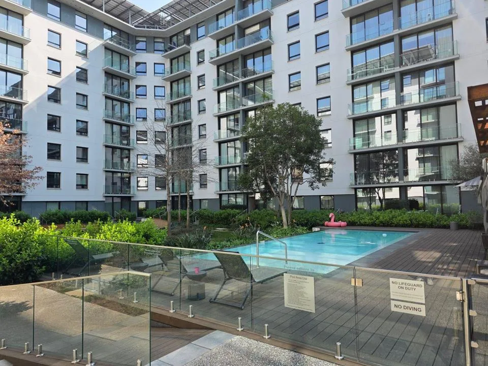 1 Bedroom Apartment / flat to rent in Melrose Arch