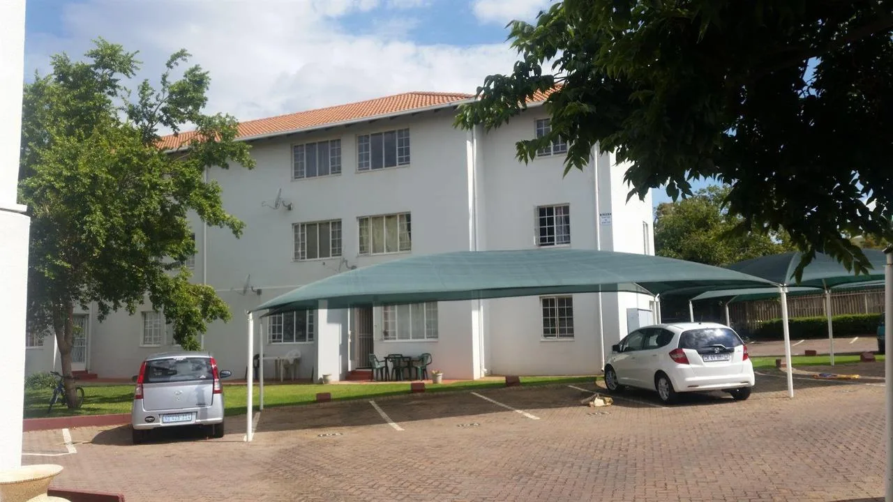 2 Bedroom Apartment / flat to rent in Groenkloof
