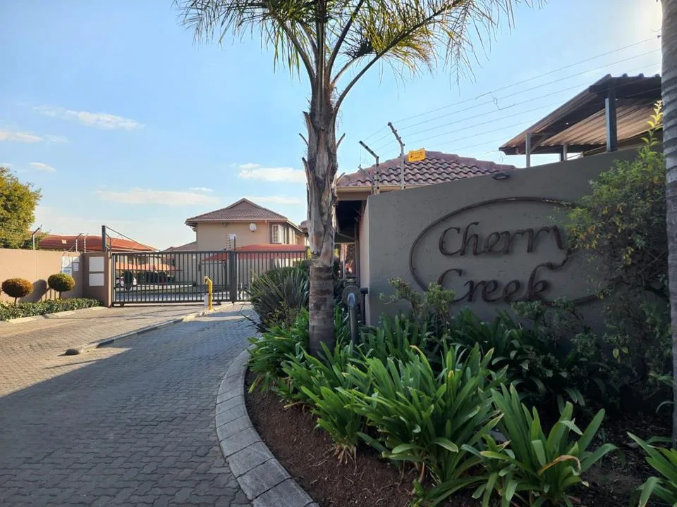 2 Bedroom Apartment / flat to rent in Brentwood Park