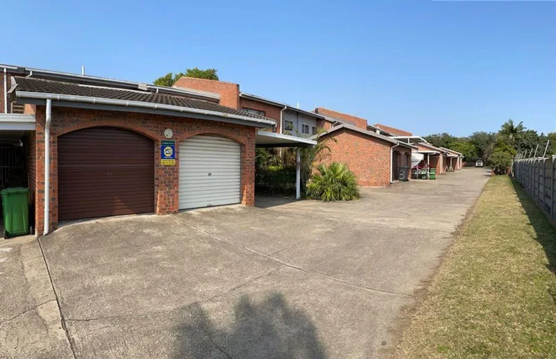 3 Bedroom Townhouse to rent in Meer En See