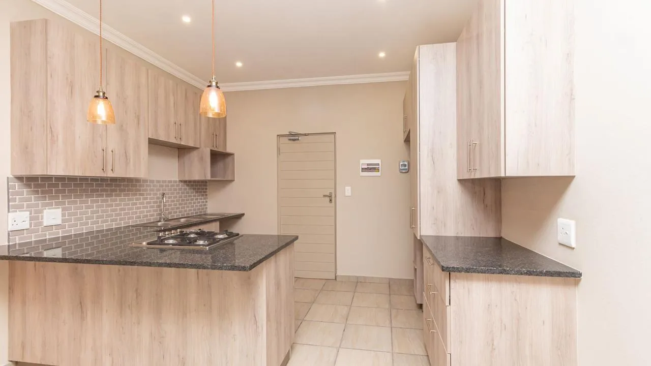 2 Bedroom Apartment / flat to rent in Ferndale