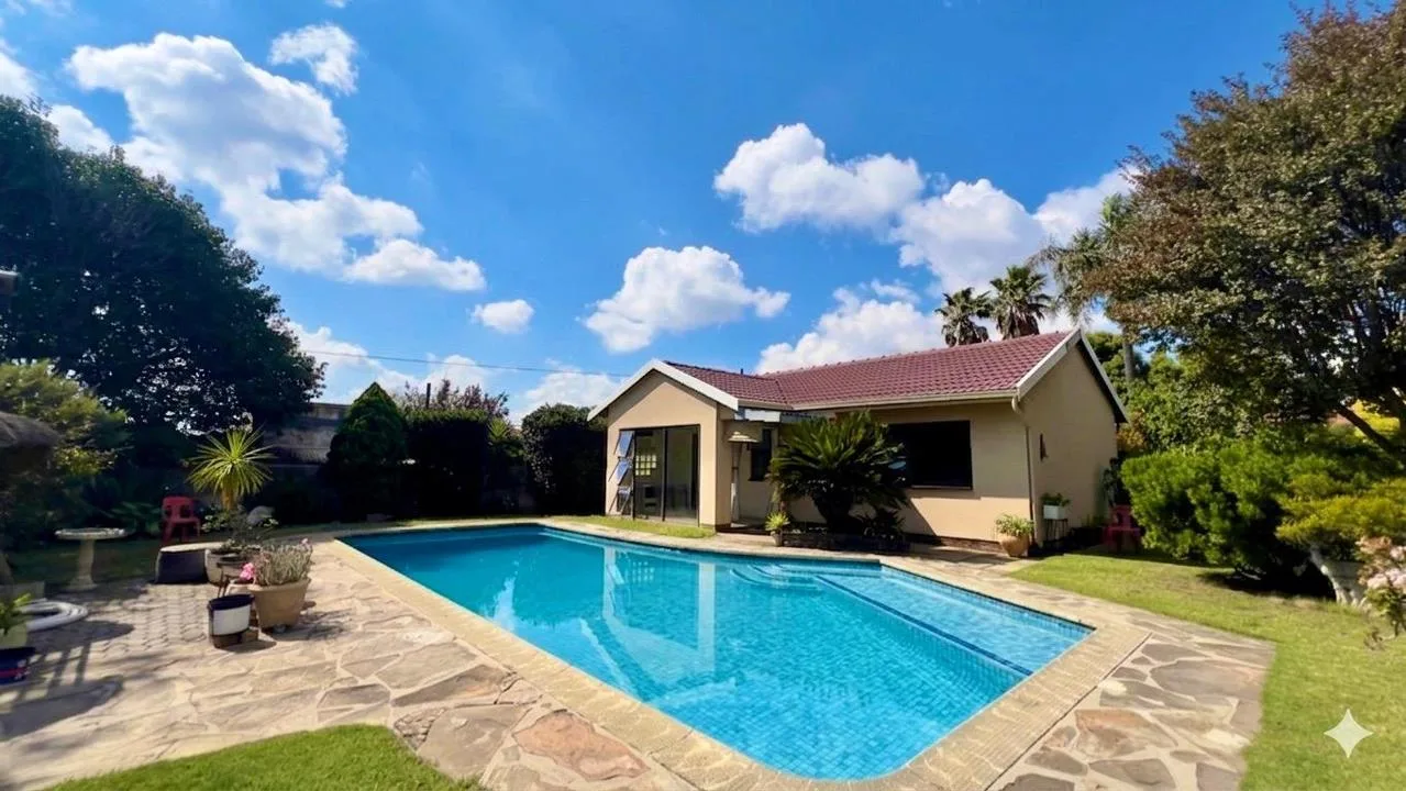 1 Bedroom House to rent in Robertsham