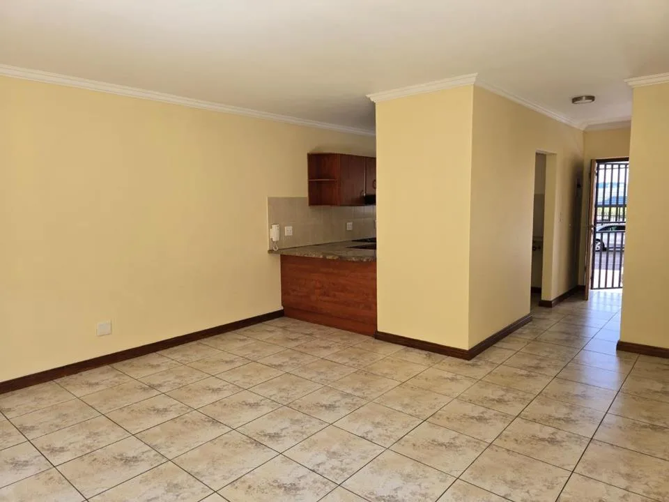3 Bedroom Townhouse to rent in South Crest