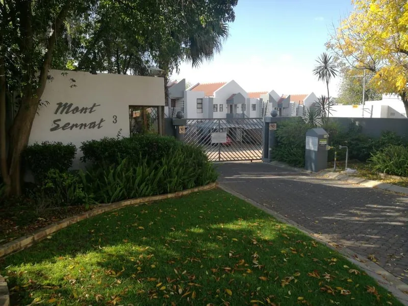 0.5 Bedroom Apartment / flat to rent in Morningside