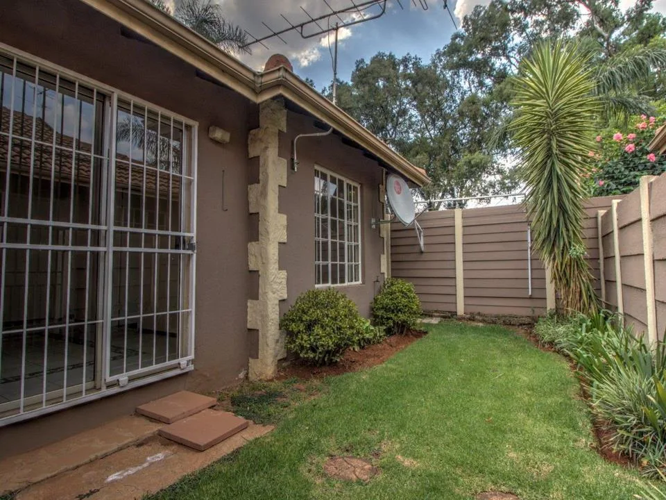 2 Bedroom Townhouse to rent in Birchleigh