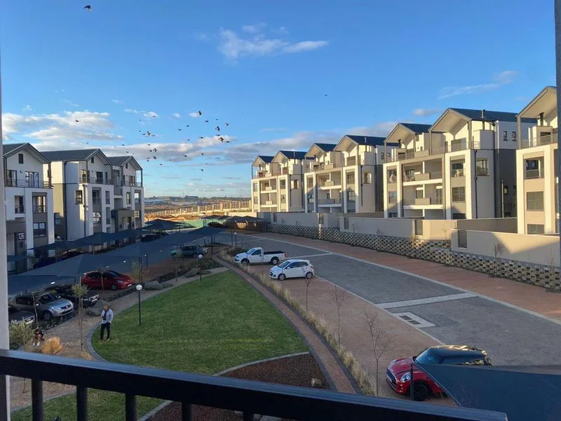 1 Bedroom Apartment / flat to rent in Waterfall
