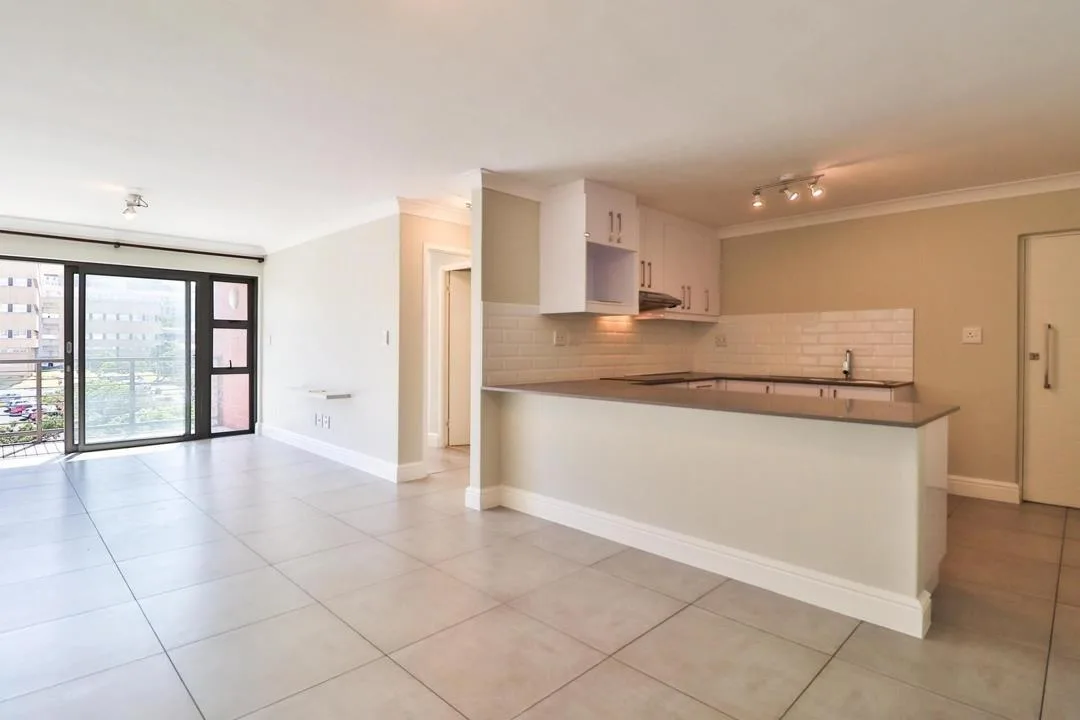 3 Bedroom Apartment / flat for sale in Observatory