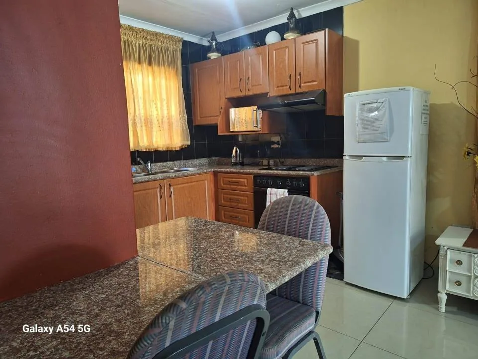1 Bedroom Apartment / flat to rent in Illovo Beach