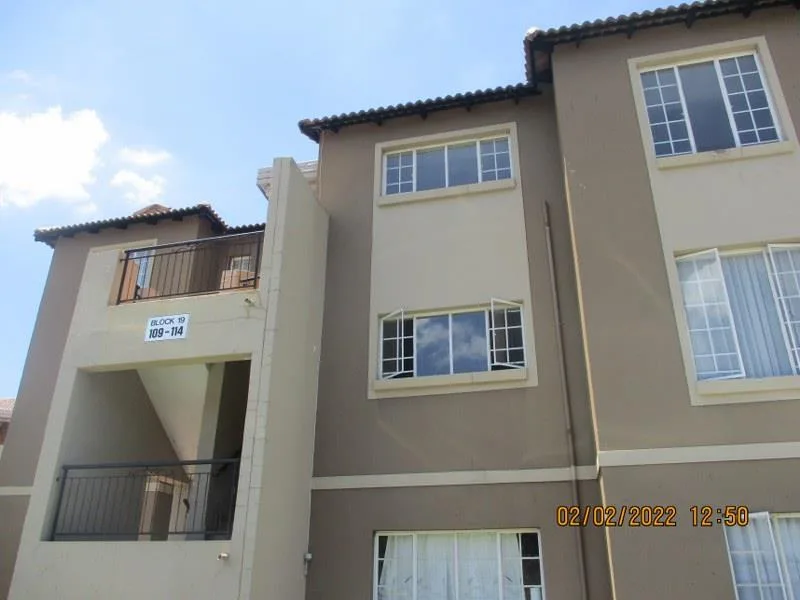 2 Bedroom Townhouse to rent in Meredale