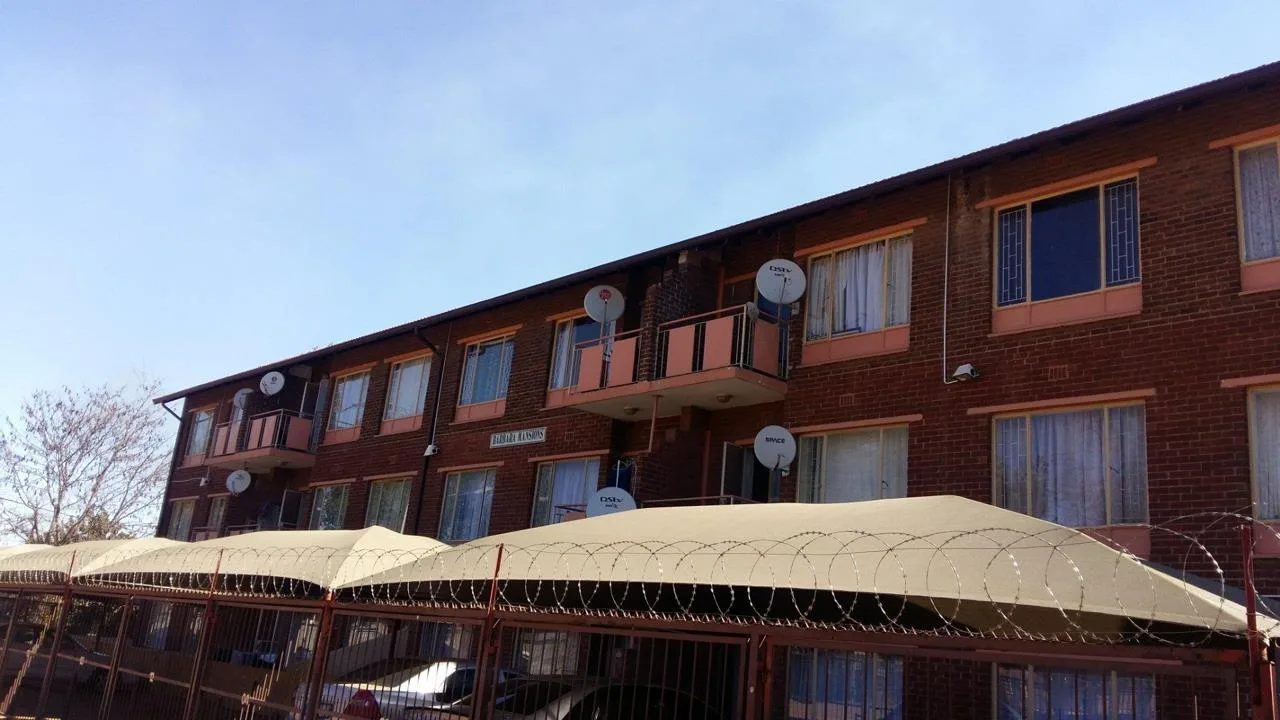 2 Bedroom Apartment / flat to rent in Witpoortjie