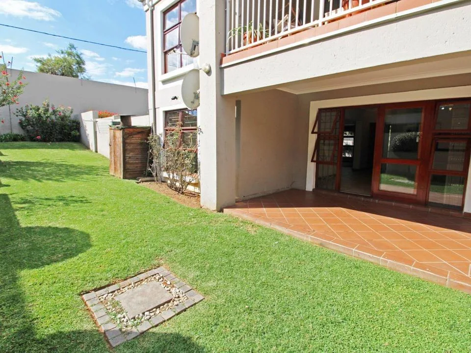 2 Bedroom Apartment / flat to rent in Bryanston