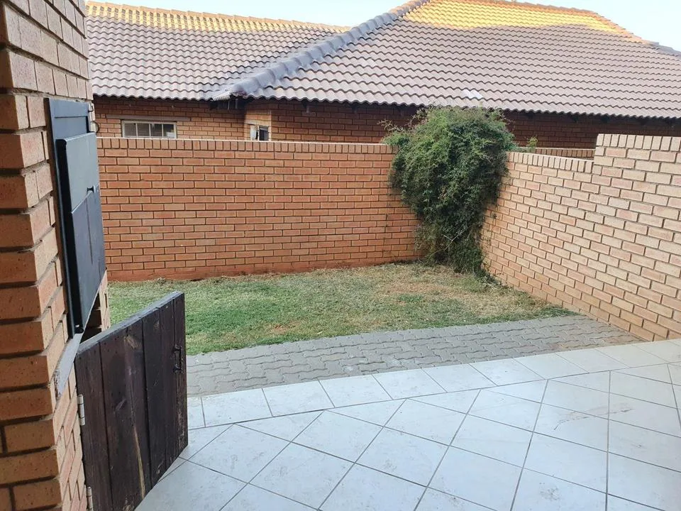 2 Bedroom Apartment / flat to rent in Hazeldean