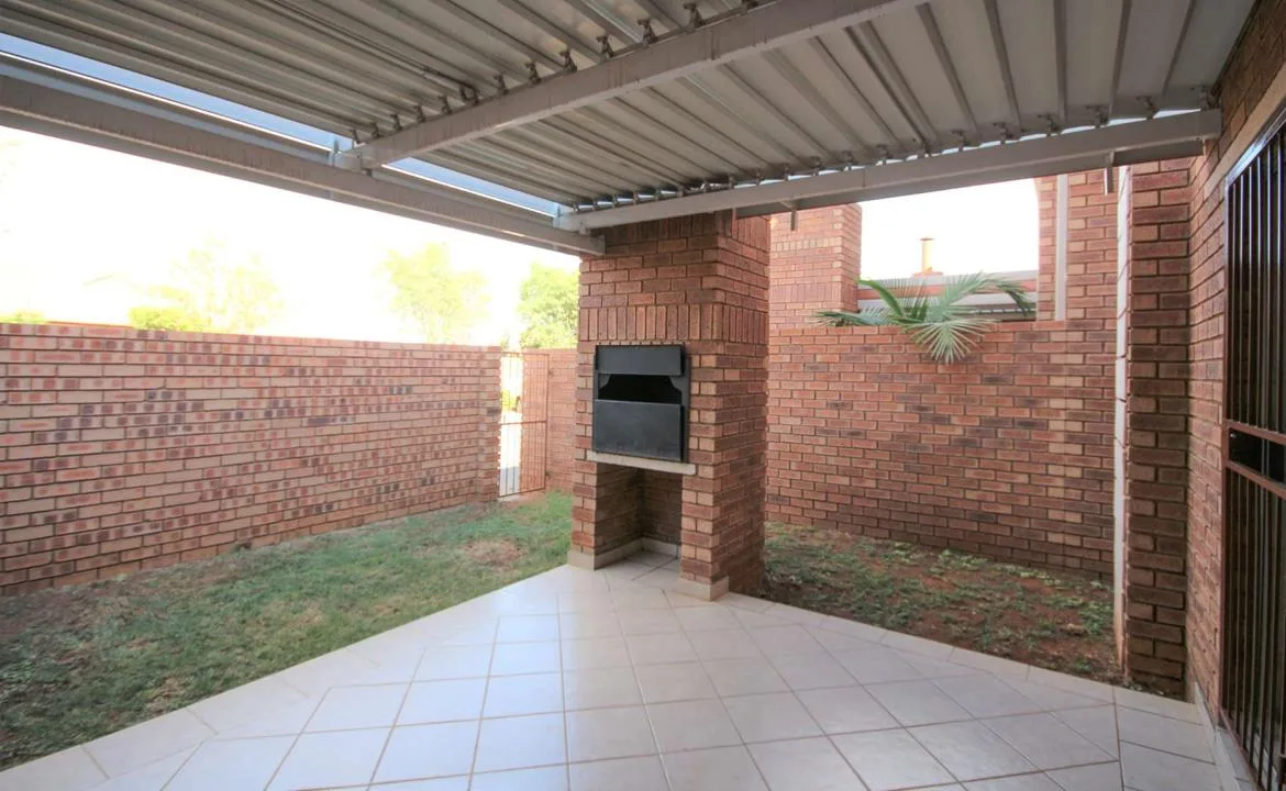 2 Bedroom Apartment / flat to rent in Hazeldean