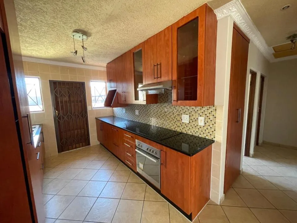 3 Bedroom Townhouse to rent in Arundo Estate