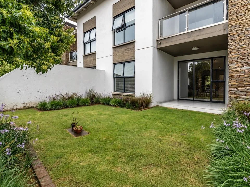2 Bedroom Apartment / flat to rent in Eye Of Africa Estate