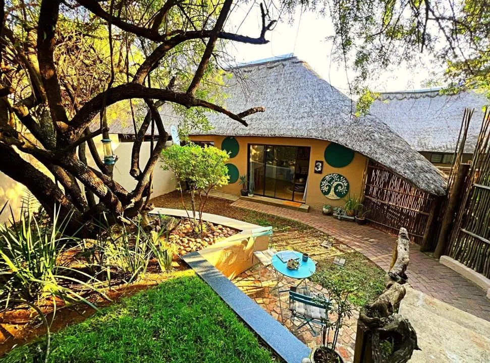 1 Bedroom House to rent in Bryanston
