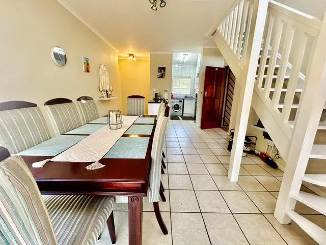 2 Bedroom Townhouse to rent in Morningside