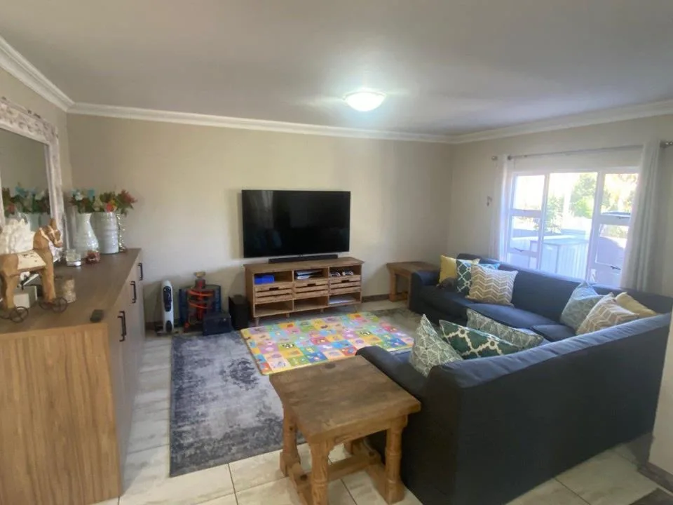 3 Bedroom Townhouse to rent in Eagle Canyon Golf Estate