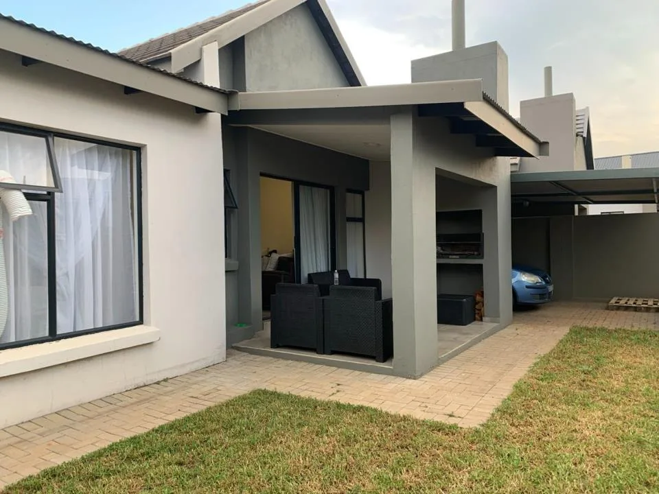 2 Bedroom House to rent in Glen Marais