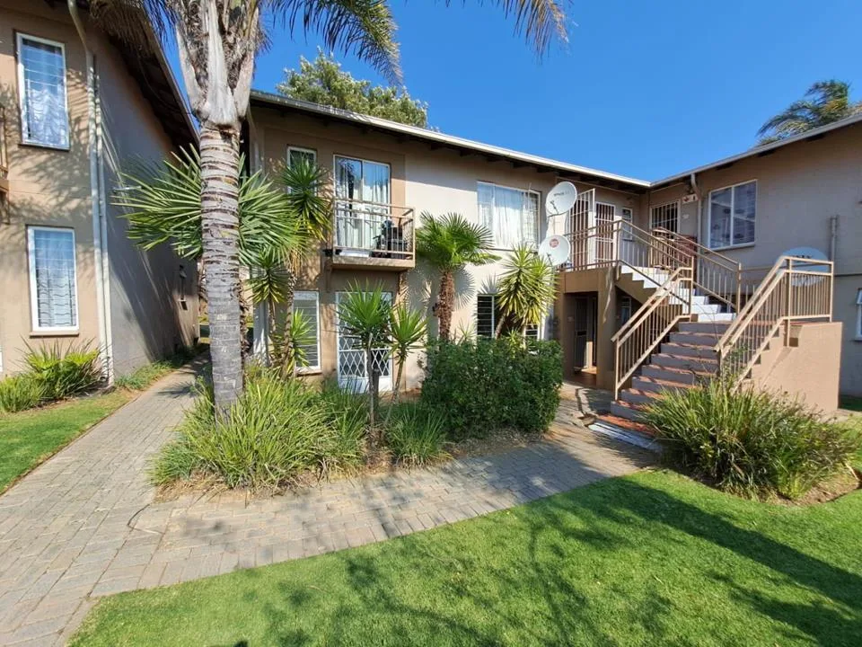 2 Bedroom Apartment / flat to rent in Radiokop