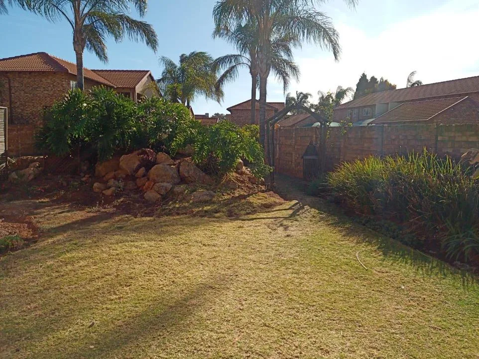 2 Bedroom Townhouse to rent in Moreleta Park