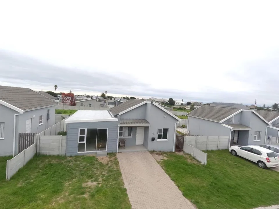 3 Bedroom House for sale in Gansbaai Central