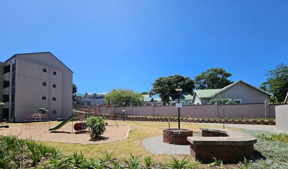 2 Bedroom Apartment / flat to rent in Athlone Park