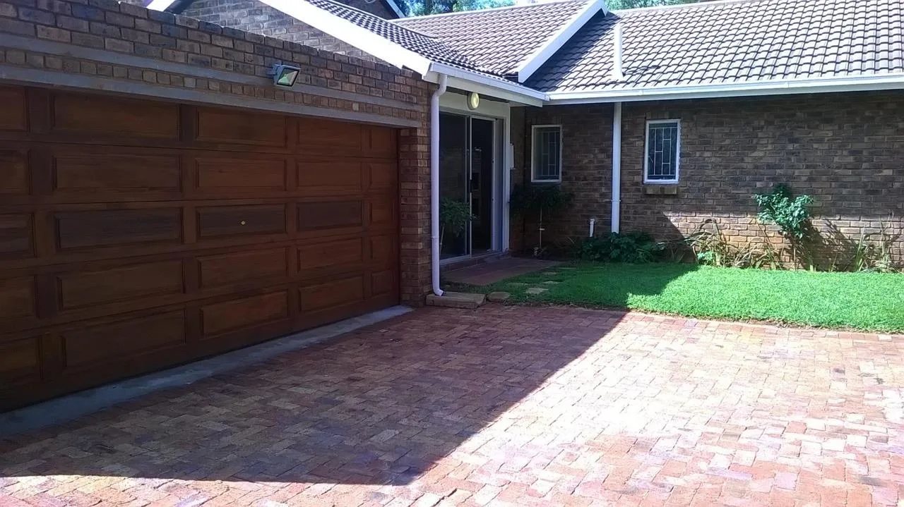3 Bedroom House to rent in Elarduspark