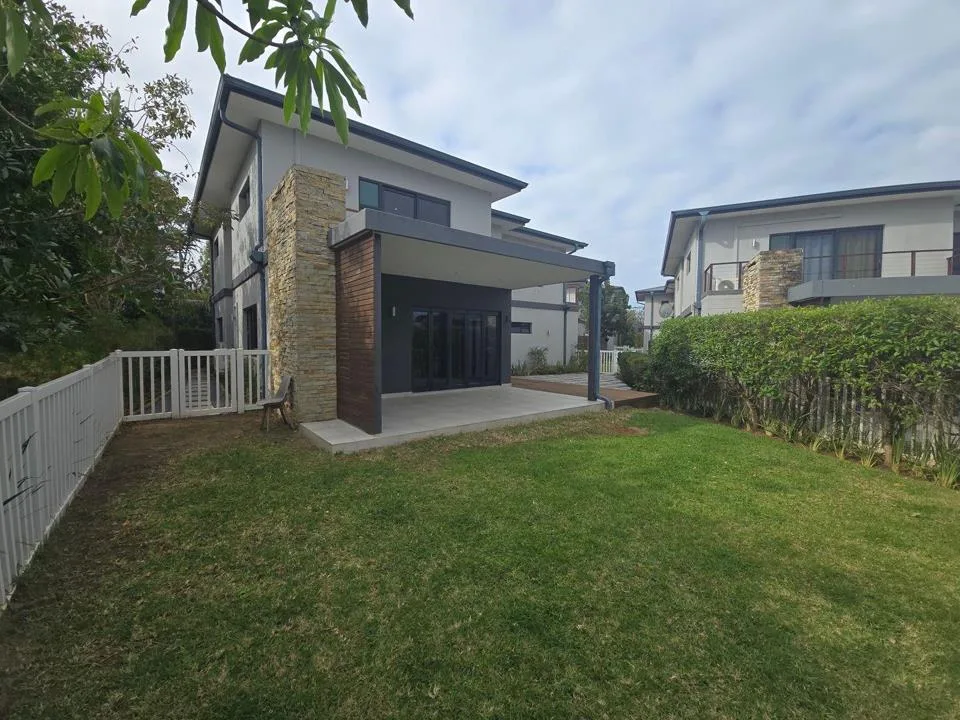 3 Bedroom House to rent in New Salt Rock City