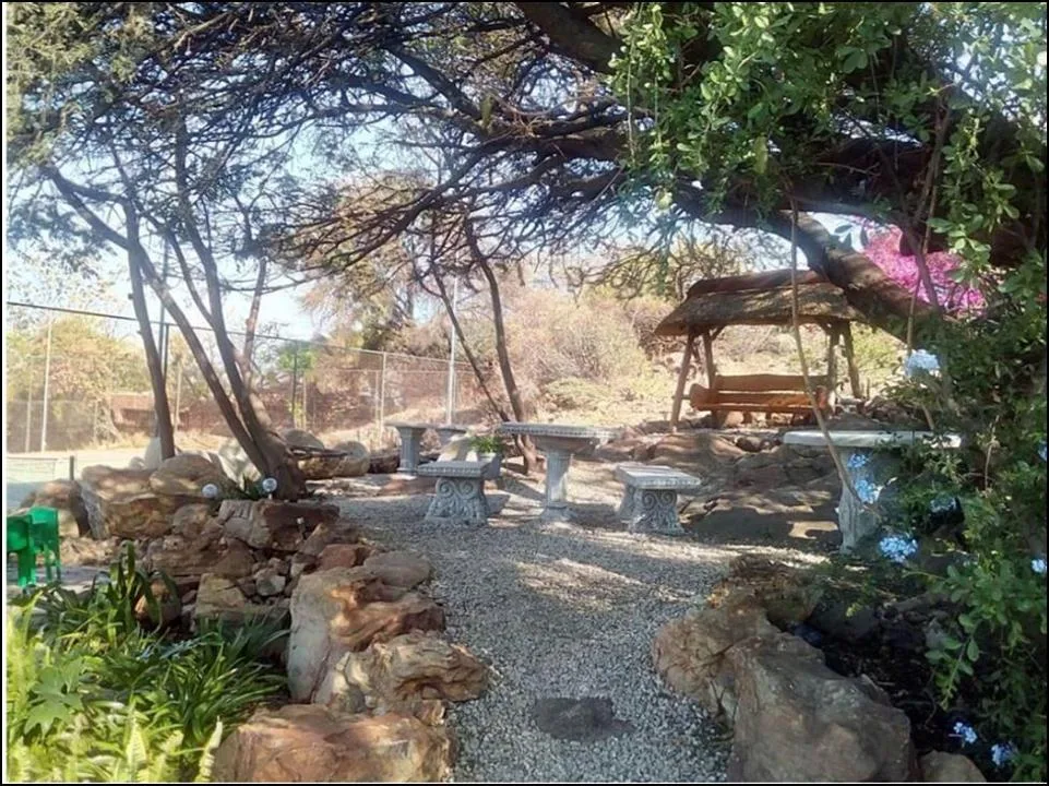 2 Bedroom Apartment / flat to rent in La Montagne