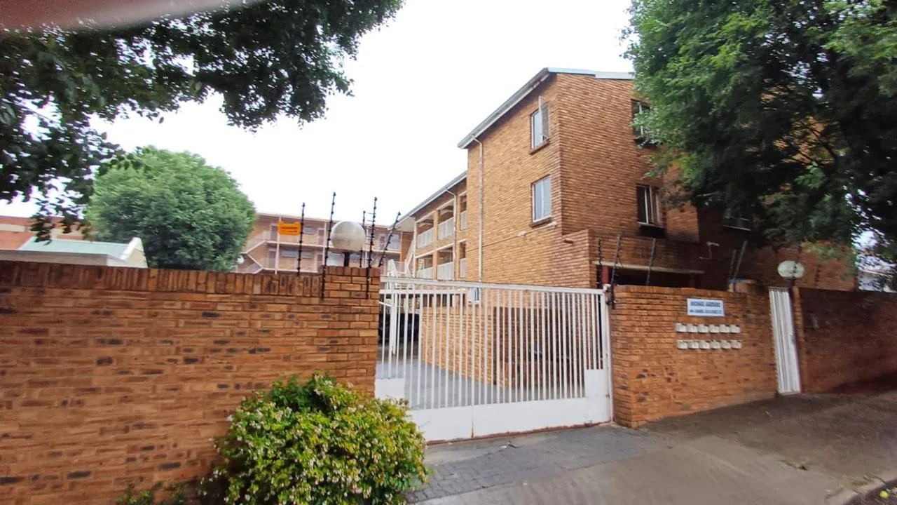 2 Bedroom Apartment / flat to rent in Alberton North