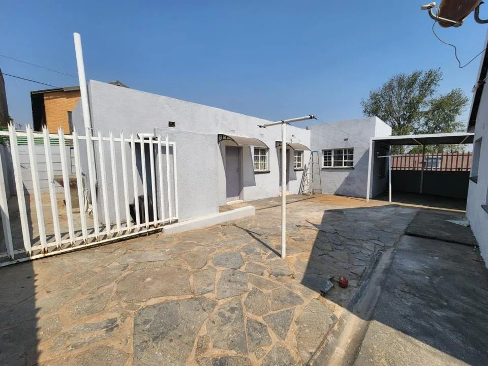 2 Bedroom Apartment / flat to rent in Bosmont
