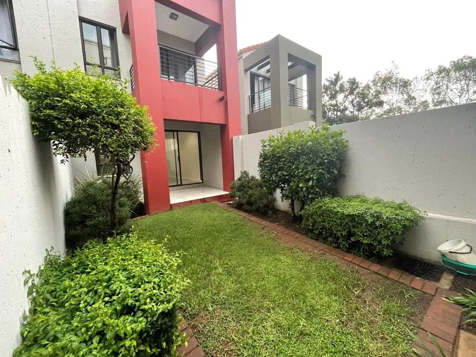 0.5 Bedroom Apartment / flat to rent in Fourways