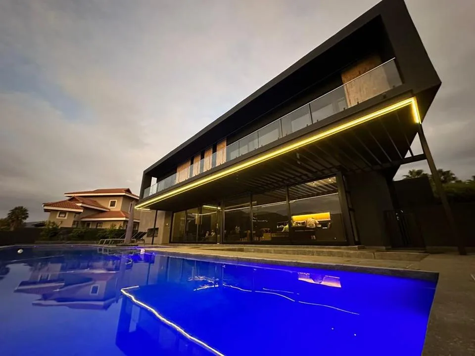 5 Bedroom House for sale in The Islands Estates