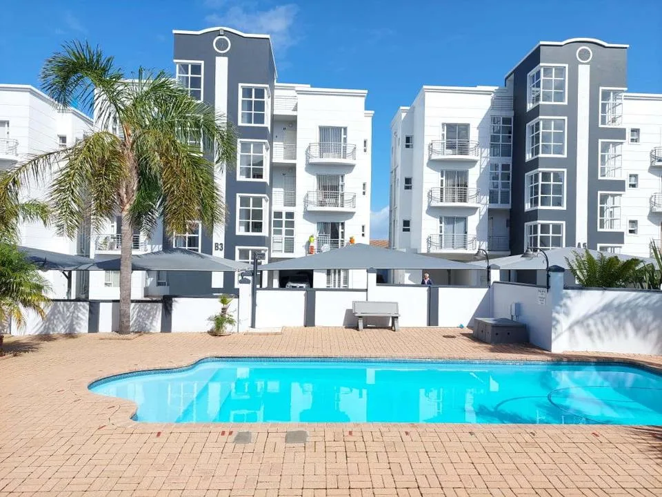 3 Bedroom Apartment / flat for sale in Reebok