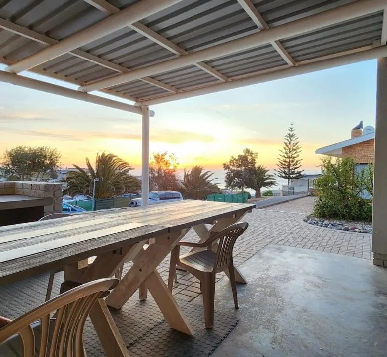 3 Bedroom House for sale in Louis Rood