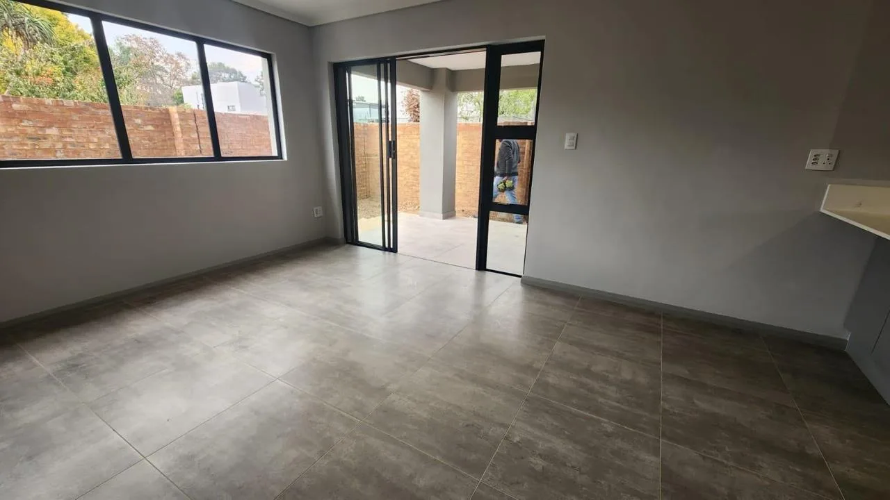 2 Bedroom Apartment / flat to rent in Menlo Park