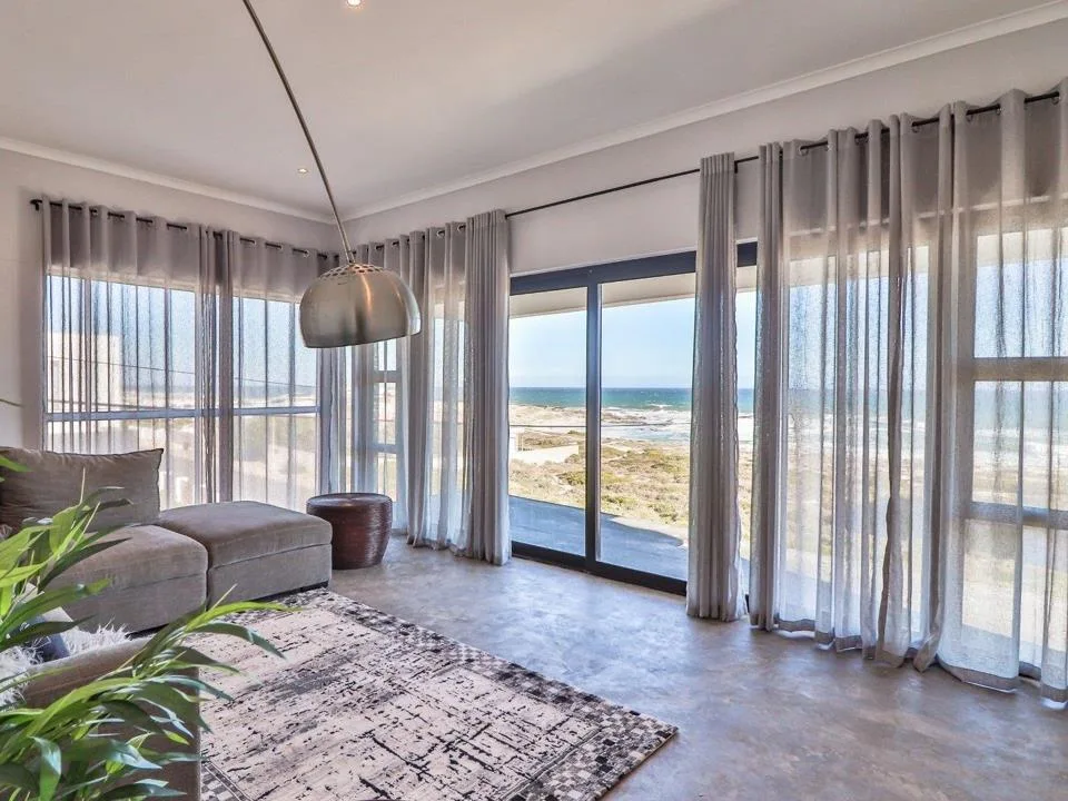 3 Bedroom House for sale in Yzerfontein