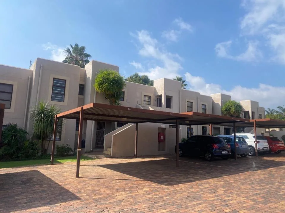 2 Bedroom Apartment / flat to rent in Weltevreden Park