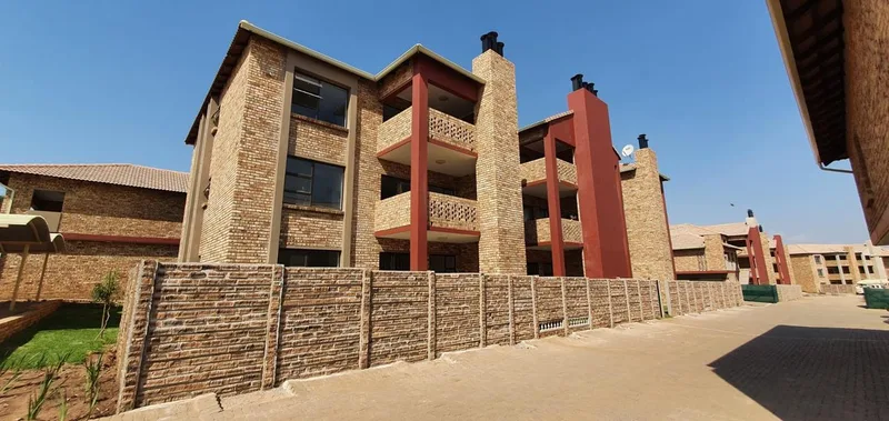 2 Bedroom Apartment / flat to rent in Raslouw