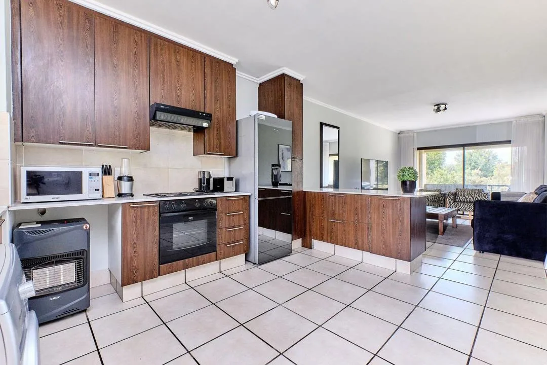 2 Bedroom Apartment / flat to rent in Fourways