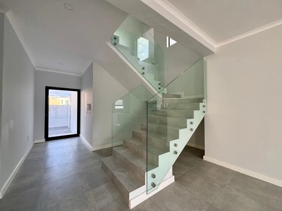 4 Bedroom House for sale in Sandown