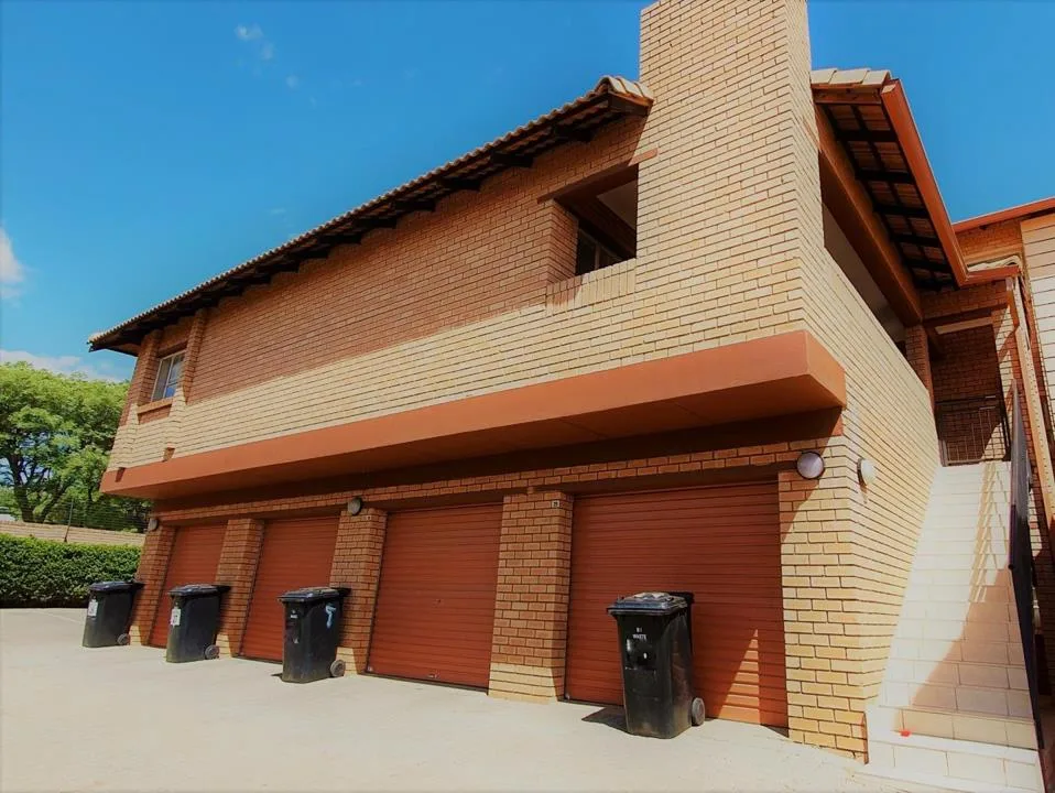 2 Bedroom Apartment / flat to rent in Hazeldean