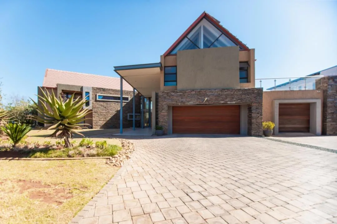 5 Bedroom House to rent in Serengeti Lifestyle Estate